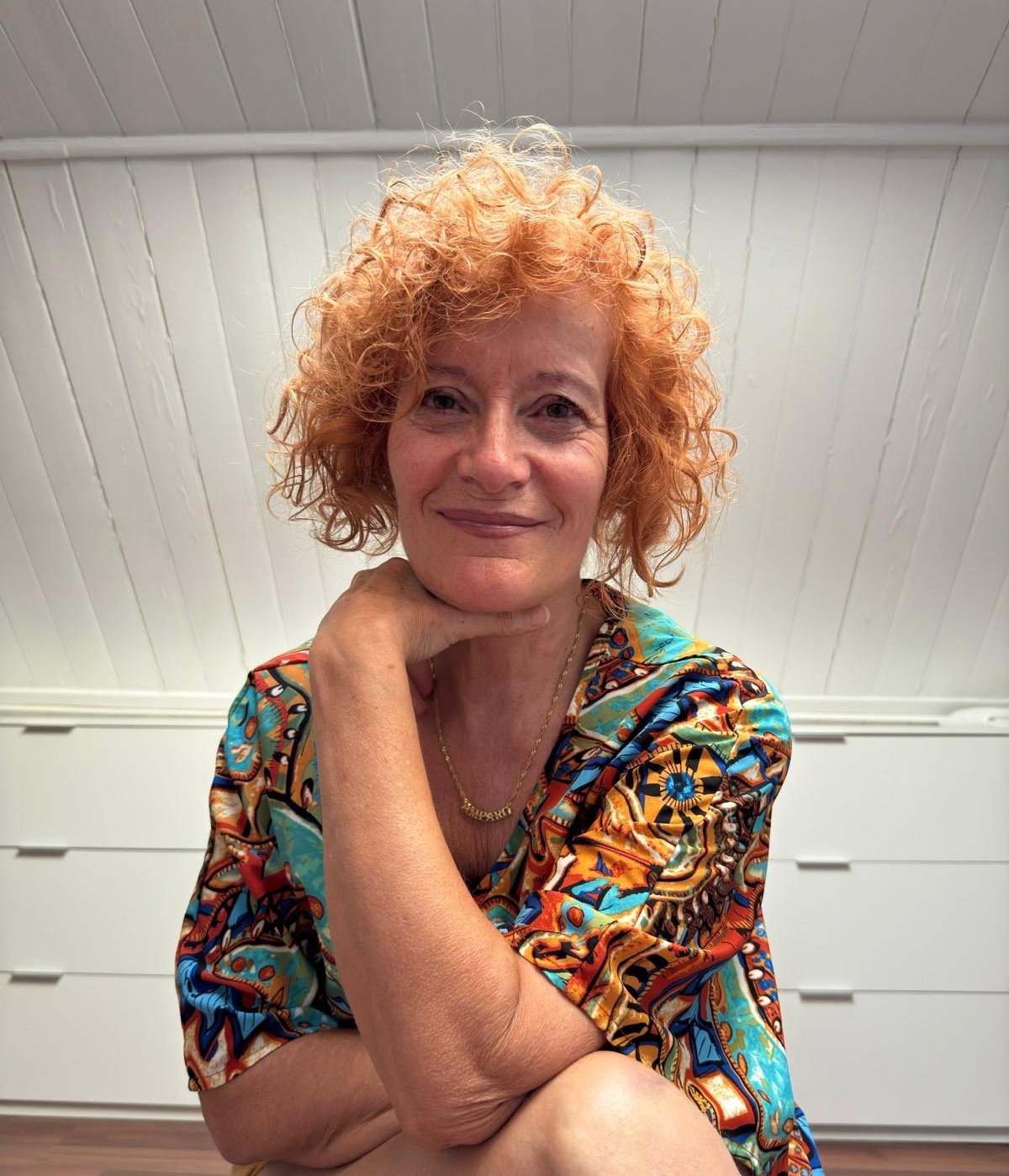 Amparo Hoyo, psicóloga clínica especializada en mindfulness, hipnoterapia, EMDR y PNL